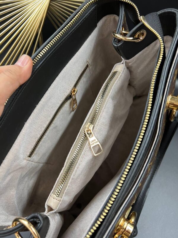 Louis Vuitton Riverside Bag Monogram - Image 9