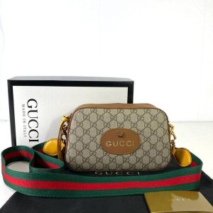 Gucci Neo Vintage GG Supreme messenger