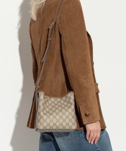 GG EMBLEM MINI BUCKET BAG