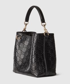 GG EMBLEM MINI BUCKET BAG